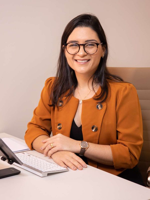 dra.laraloiola_fisio